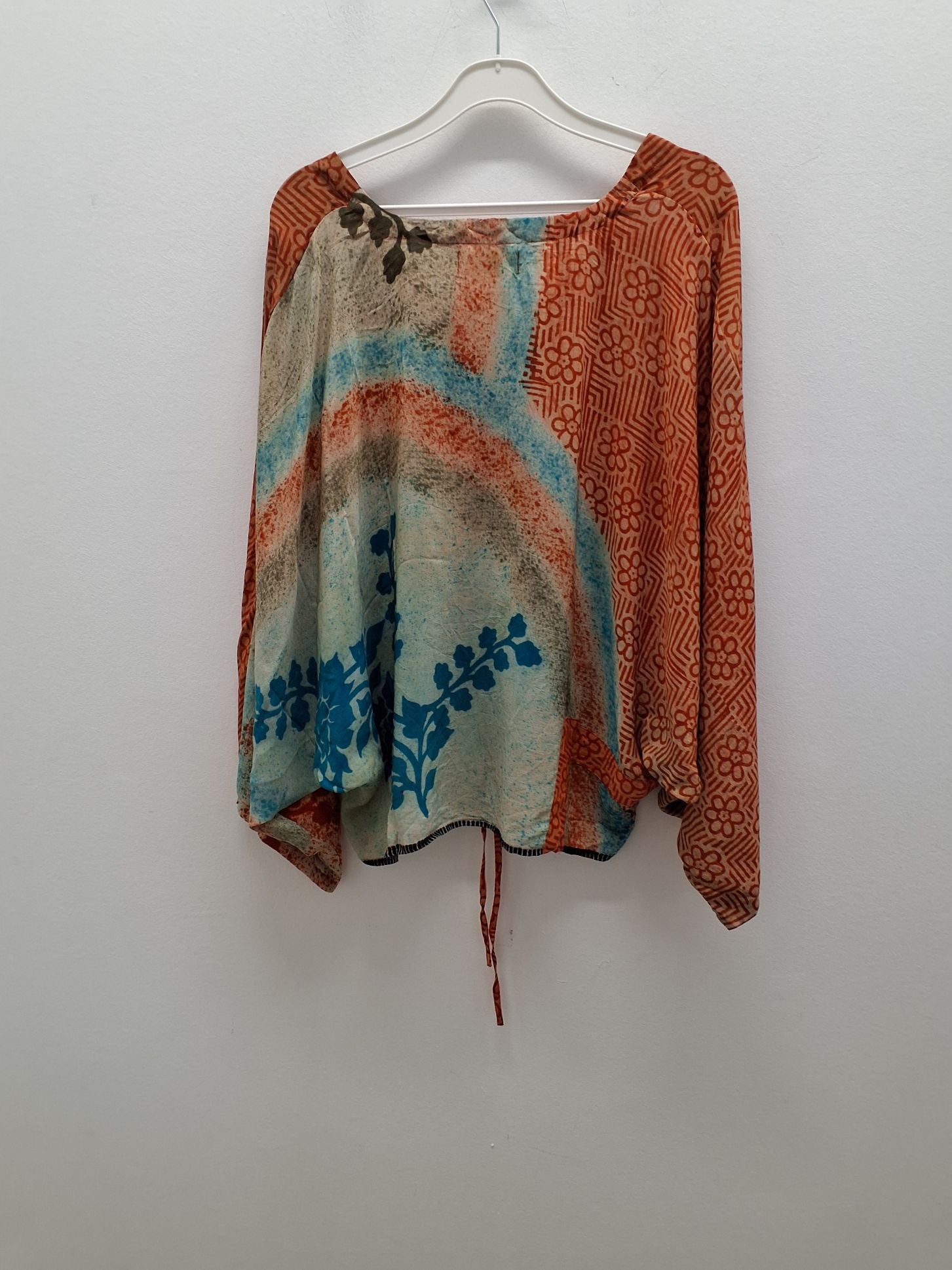 "Kantha boe" Bluse